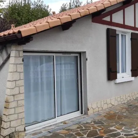 Mondesir A Classee 3 Etoiles * Andernos-les-Bains